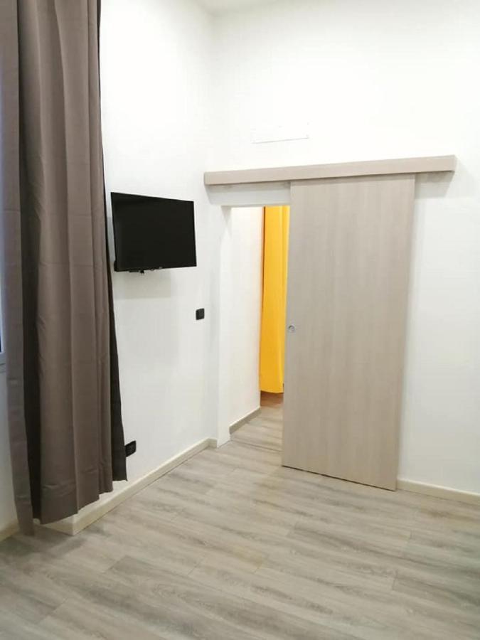 Appartamento Nuovo A 1 Minuto Dal Porto Livorno Exterior photo