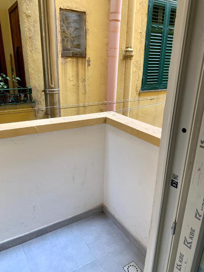 Appartamento Nuovo A 1 Minuto Dal Porto Livorno Exterior photo